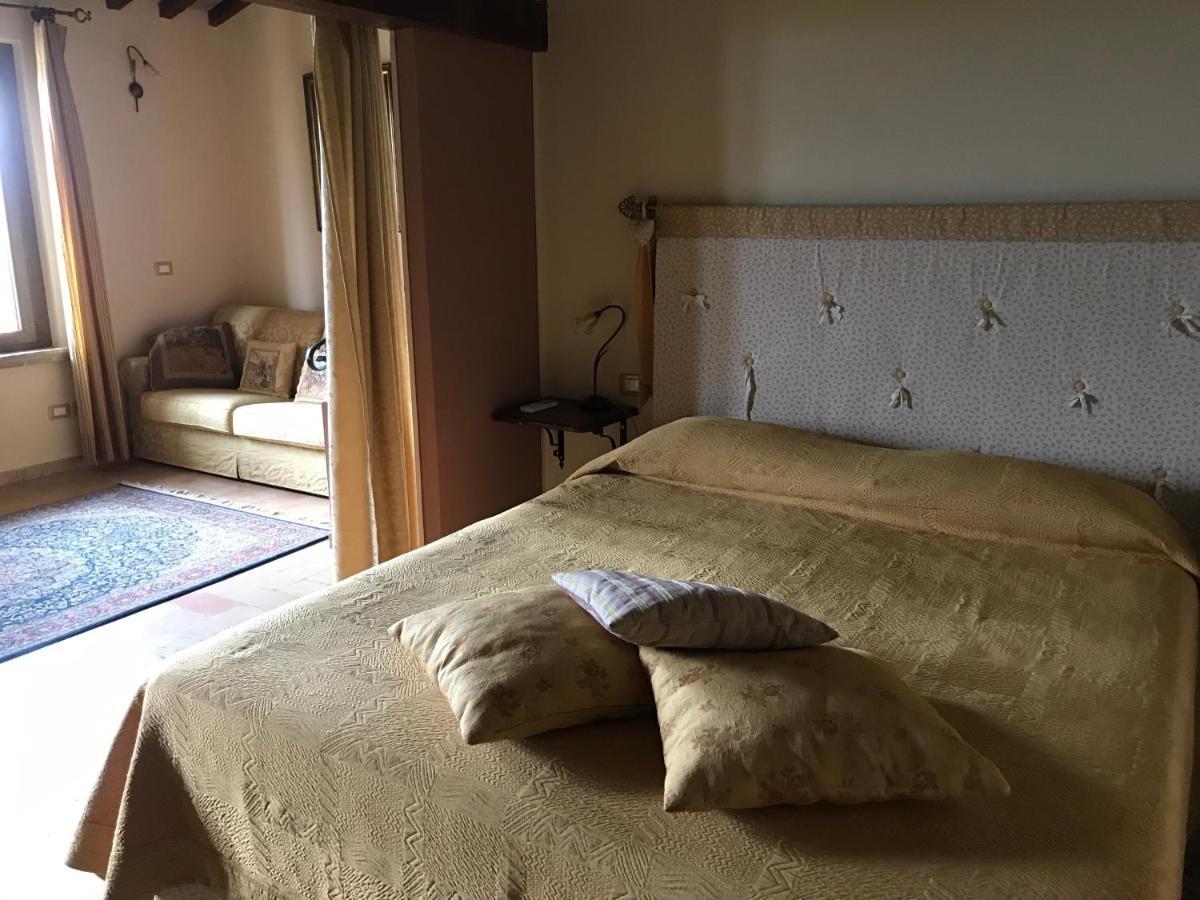 Genius Loci Country Inn Bevagna Exterior photo
