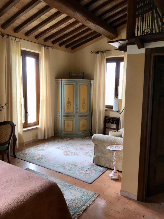 Genius Loci Country Inn Bevagna Exterior photo