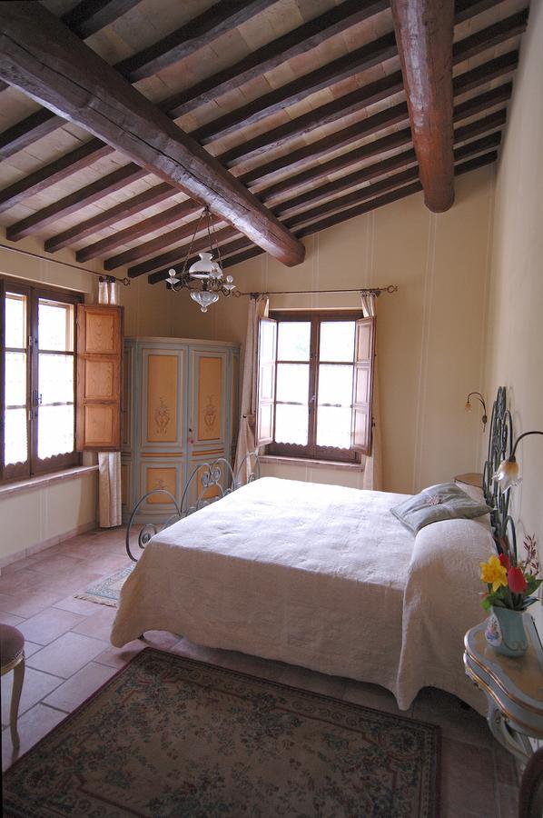 Genius Loci Country Inn Bevagna Exterior photo